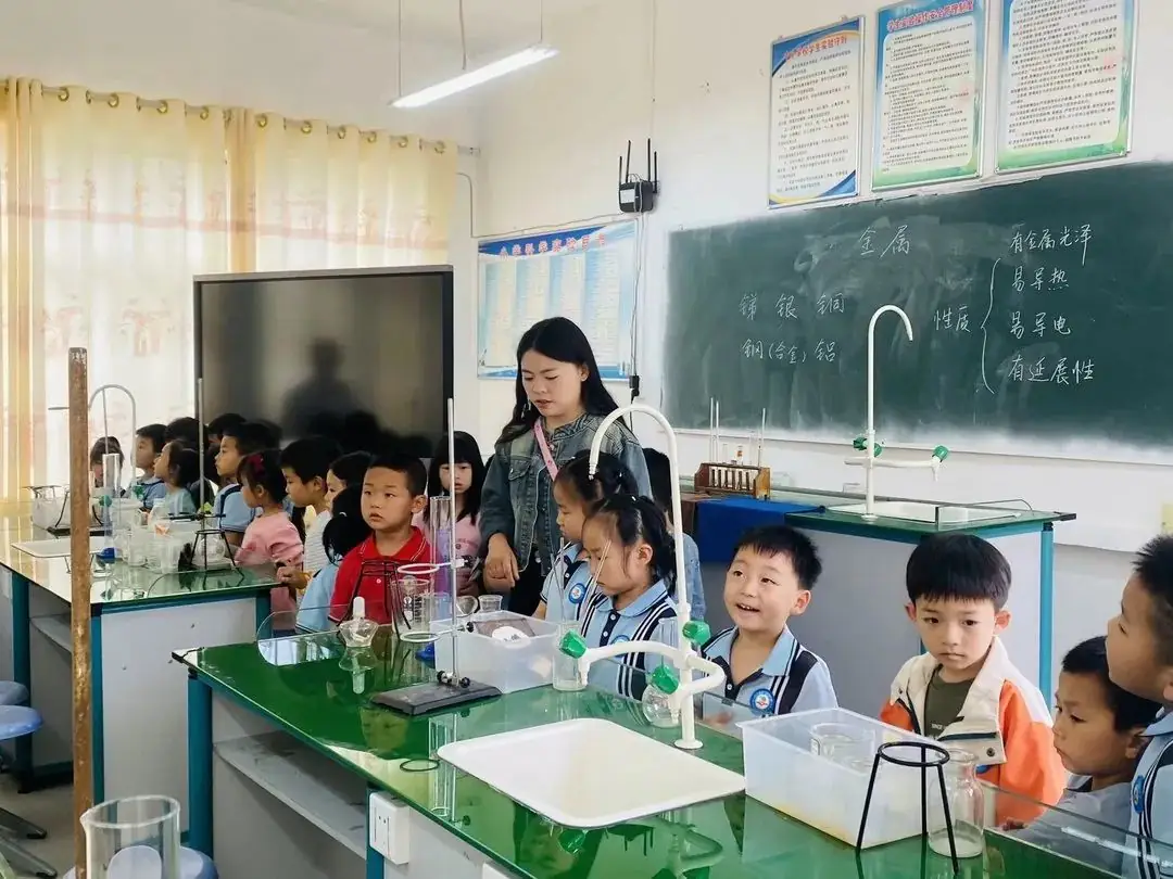 【幼小衔接】初探小学  稳步启航——经开区幼儿园幼小衔接走进小学篇 第24张