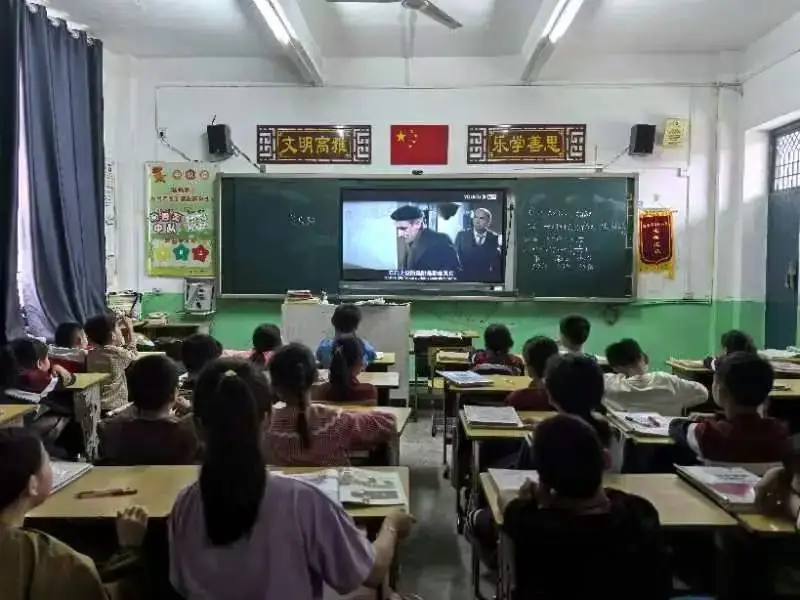 心灵相约,快乐同行——绵塘小学心理健康月活动 第18张 心灵相约,快乐同行——绵塘小学心理健康月活动 第18张