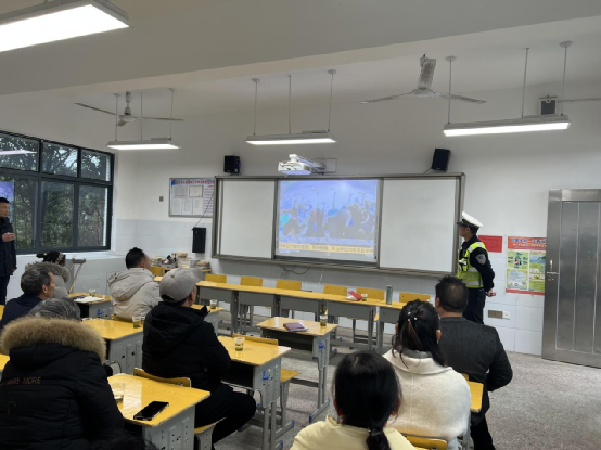 2023年春联小学春季开学校车安全工作培训简讯 第1张 2023年春联小学春季开学校车安全工作培训简讯 第1张