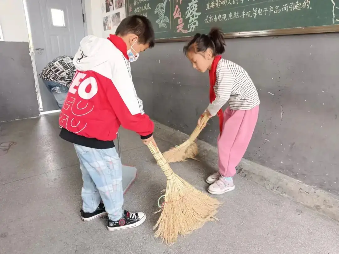 插花赵店小学:心身健康 阳光成长 第16张 插花赵店小学:心身健康 阳光成长 第16张