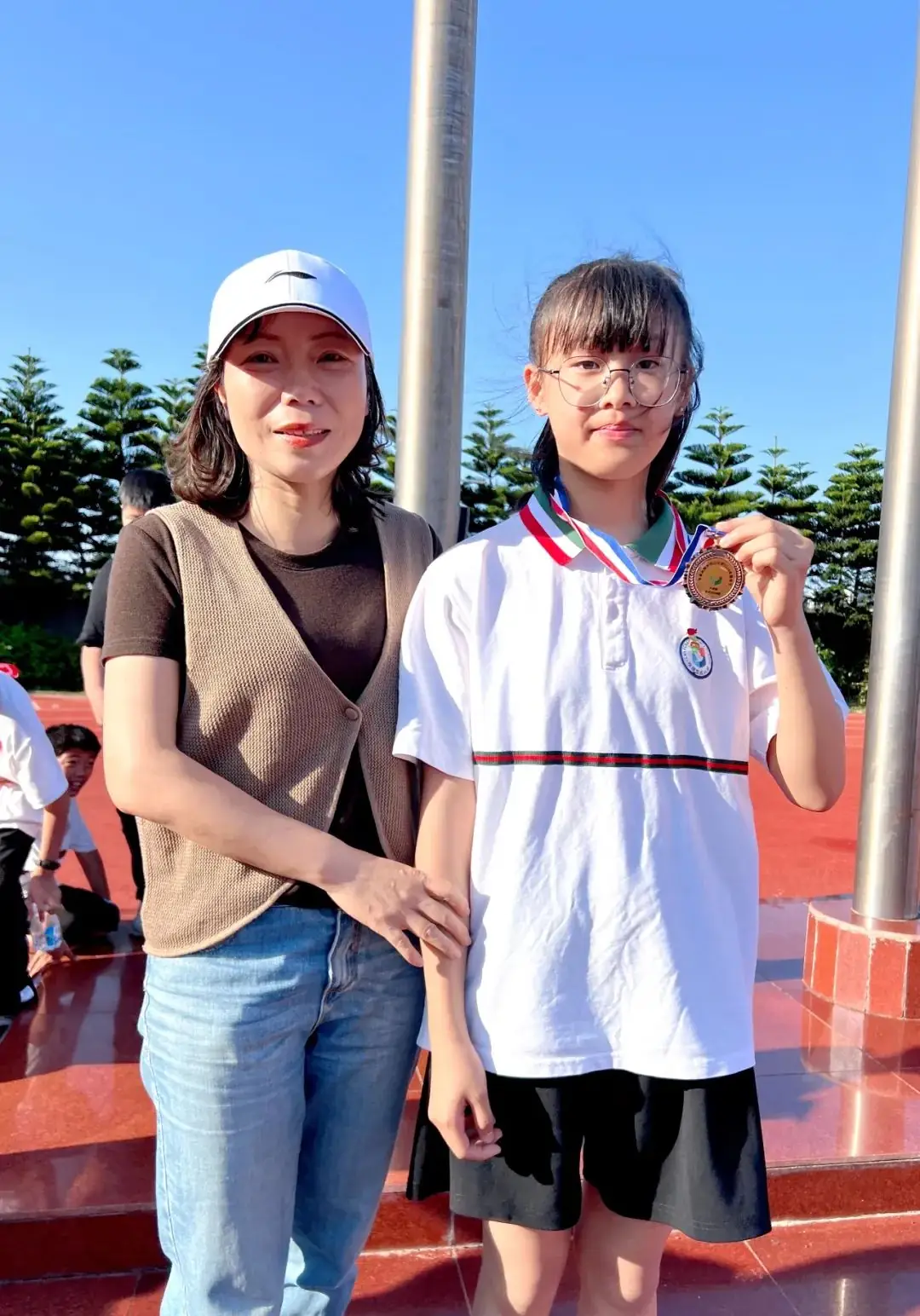 平潭岚城乡中心小学“绿色奥运,环保前行”第六届健体节 第67张 平潭岚城乡中心小学“绿色奥运,环保前行”第六届健体节 第67张