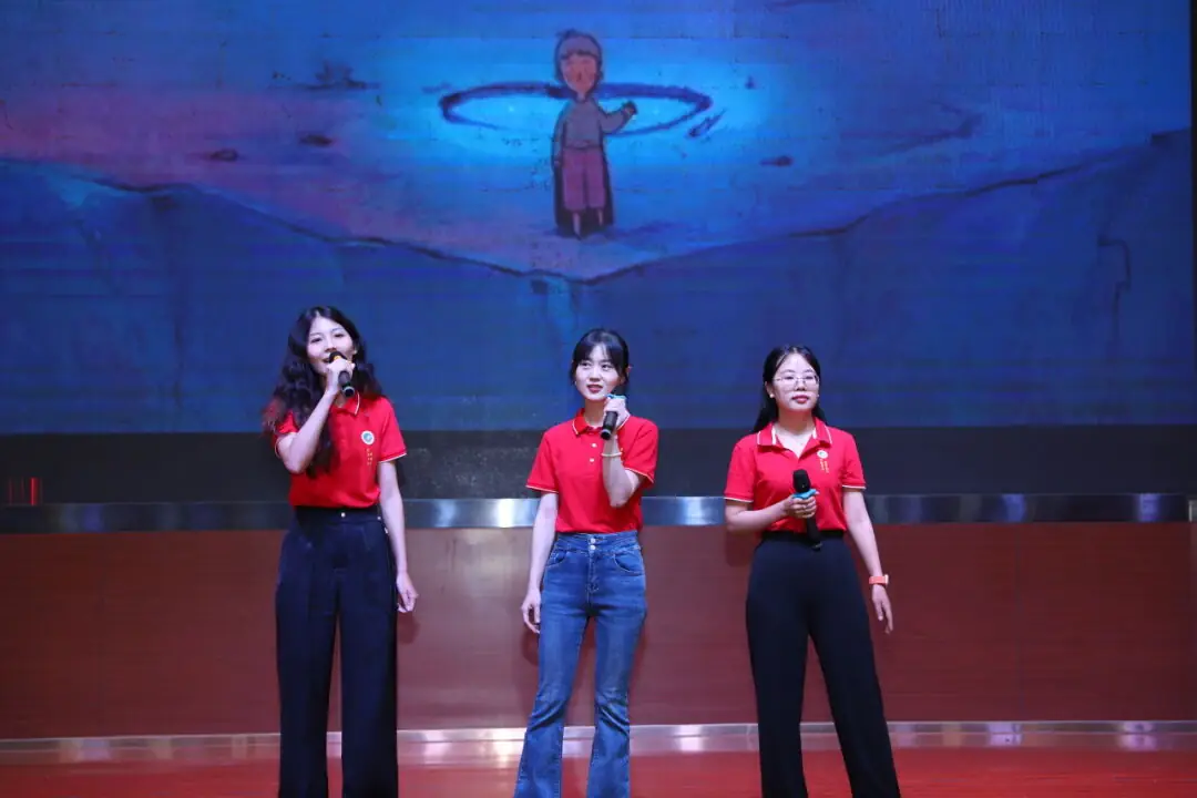 龙翔万里 决胜中考 ——广州市番禺区广铁一中铁英学校2024届初三年级中考冲刺动员大会 第31张 龙翔万里 决胜中考 ——广州市番禺区广铁一中铁英学校2024届初三年级中考冲刺动员大会 第31张