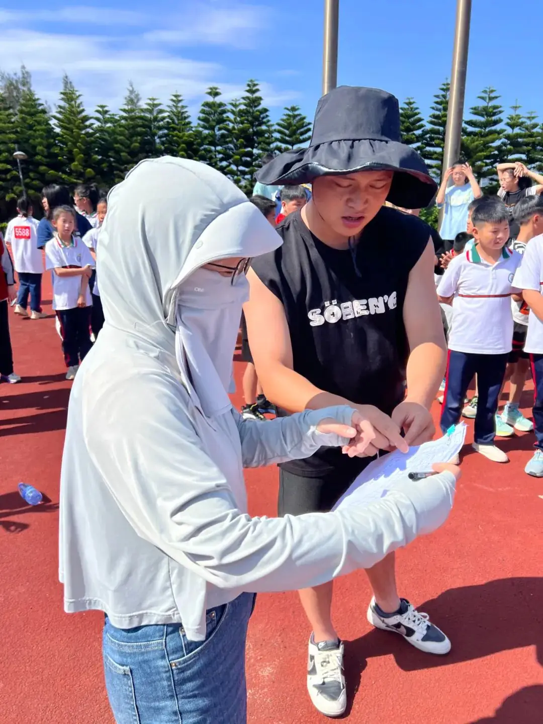 平潭岚城乡中心小学“绿色奥运,环保前行”第六届健体节 第58张 平潭岚城乡中心小学“绿色奥运,环保前行”第六届健体节 第58张