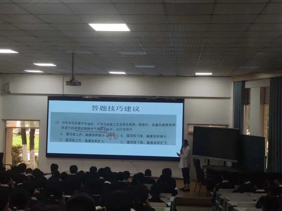 智慧点亮未来  中考铸就辉煌——小街一中八年级中考考前动员大会 第23张