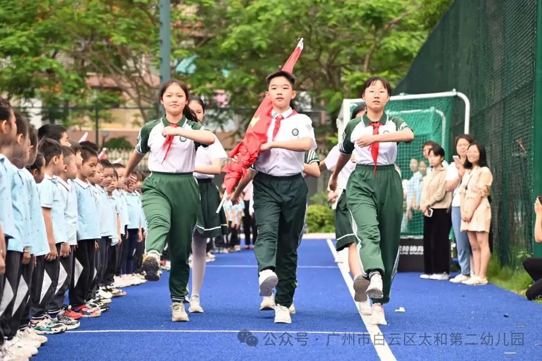 初探小学 ,“幼”见成长——太和第二幼儿园幼小衔接活动之参观龙归小学 第24张 初探小学 ,“幼”见成长——太和第二幼儿园幼小衔接活动之参观龙归小学 第24张