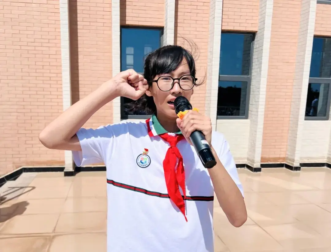 平潭岚城乡中心小学“绿色奥运,环保前行”第六届健体节 第17张 平潭岚城乡中心小学“绿色奥运,环保前行”第六届健体节 第17张