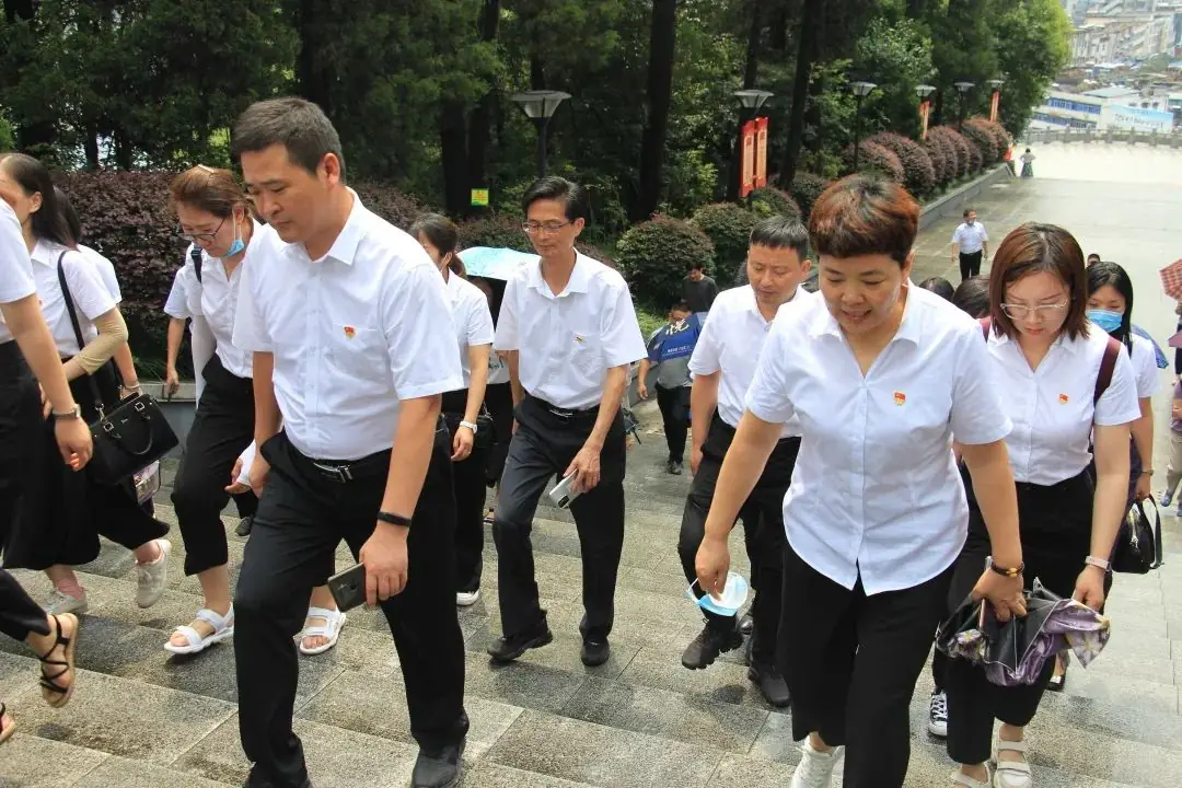 爱上四史(81)【工农小学】参观红色教育基地 深化党史学习教育 第13张