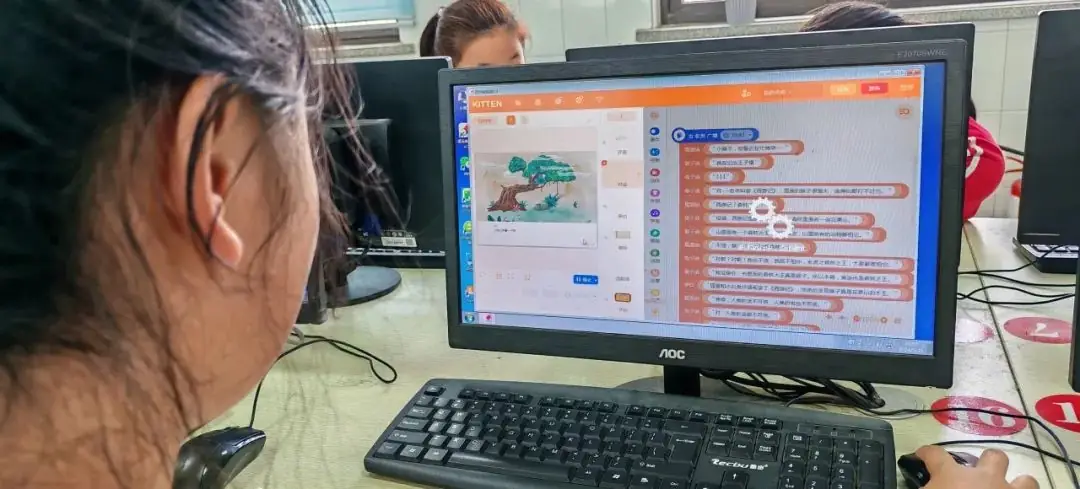 实验小学举办“信息科学学生素养大赛” 第6张 实验小学举办“信息科学学生素养大赛” 第6张