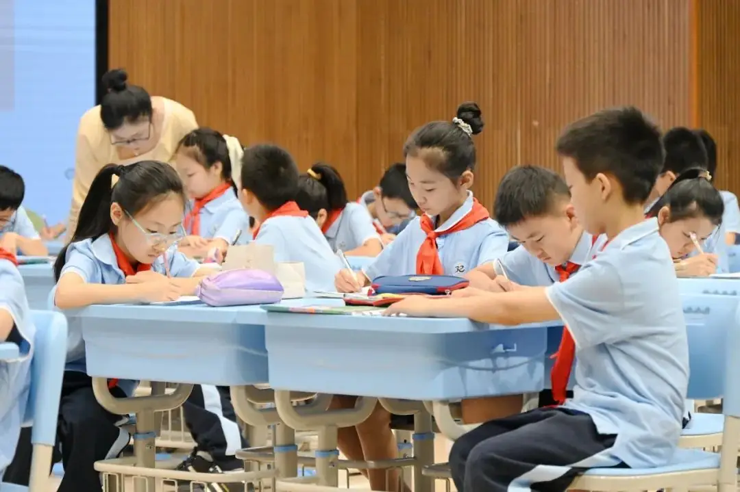 三江小学承办区小学数学“问学课堂”教学研讨活动 第3张 三江小学承办区小学数学“问学课堂”教学研讨活动 第3张