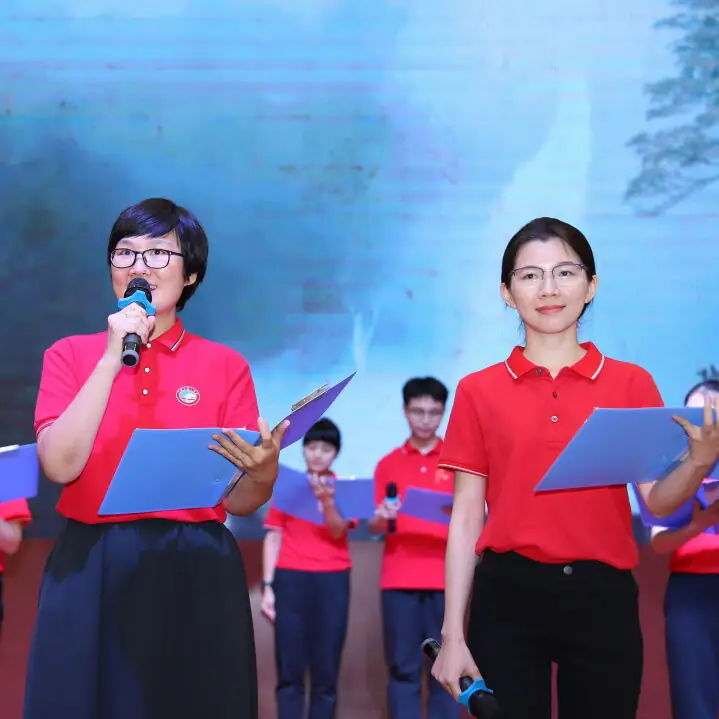 龙翔万里 决胜中考 ——广州市番禺区广铁一中铁英学校2024届初三年级中考冲刺动员大会 第19张 龙翔万里 决胜中考 ——广州市番禺区广铁一中铁英学校2024届初三年级中考冲刺动员大会 第19张