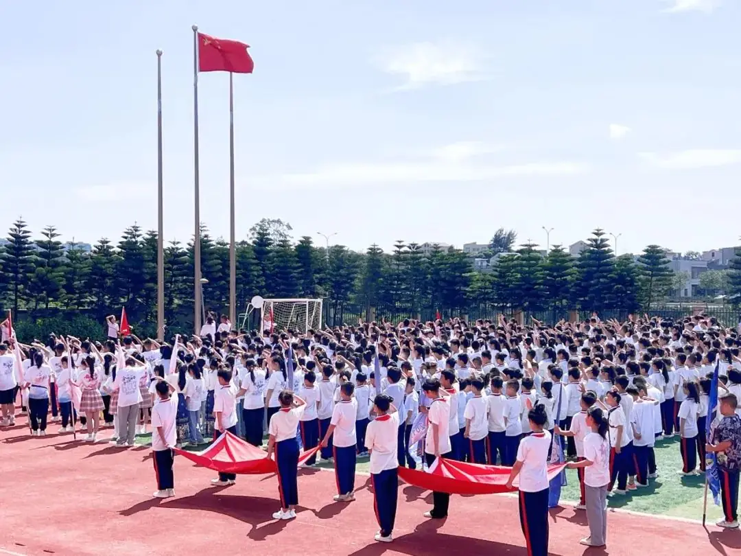 平潭岚城乡中心小学“绿色奥运,环保前行”第六届健体节 第13张 平潭岚城乡中心小学“绿色奥运,环保前行”第六届健体节 第13张