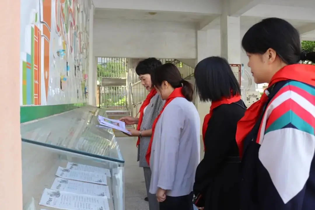 项忠红深入大同小学开展“六一”儿童节慰问活动 第3张 项忠红深入大同小学开展“六一”儿童节慰问活动 第3张