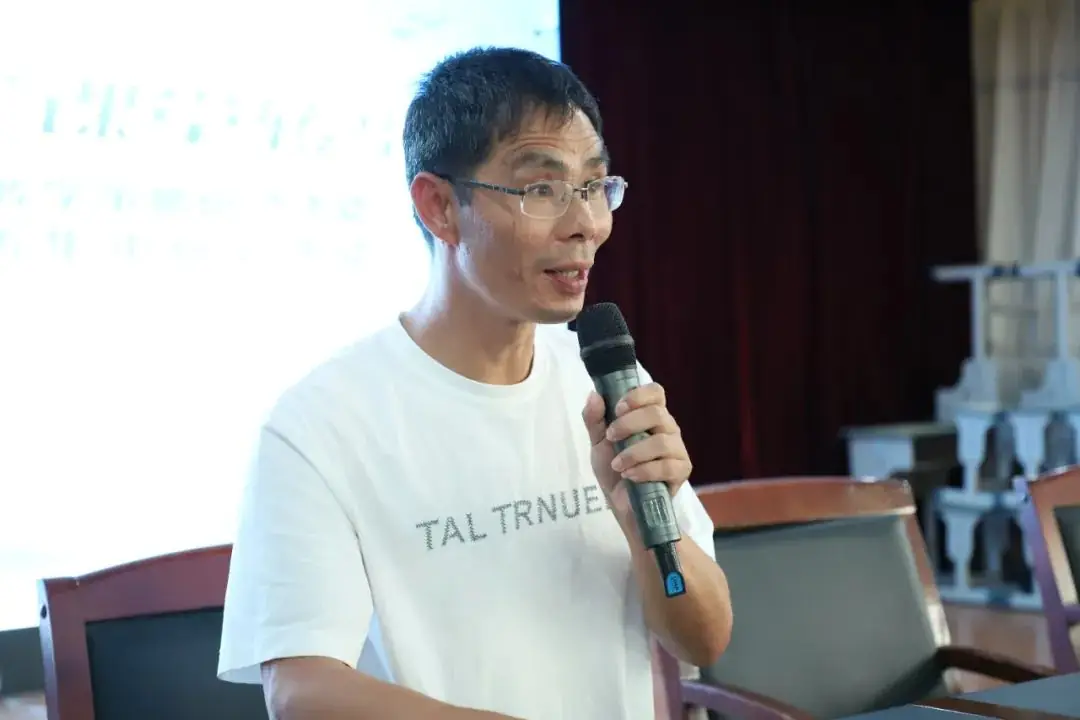“基于课程标准、落实课堂转型”三门县小学体操大单元教学策略研讨活动暨台州市陈阳课改先锋教师工作坊集中研训活动-第15张图片-四季读书网 “基于课程标准、落实课堂转型”三门县小学体操大单元教学策略研讨活动暨台州市陈阳课改先锋教师工作坊集中研训活动-第15张图片-四季读书网