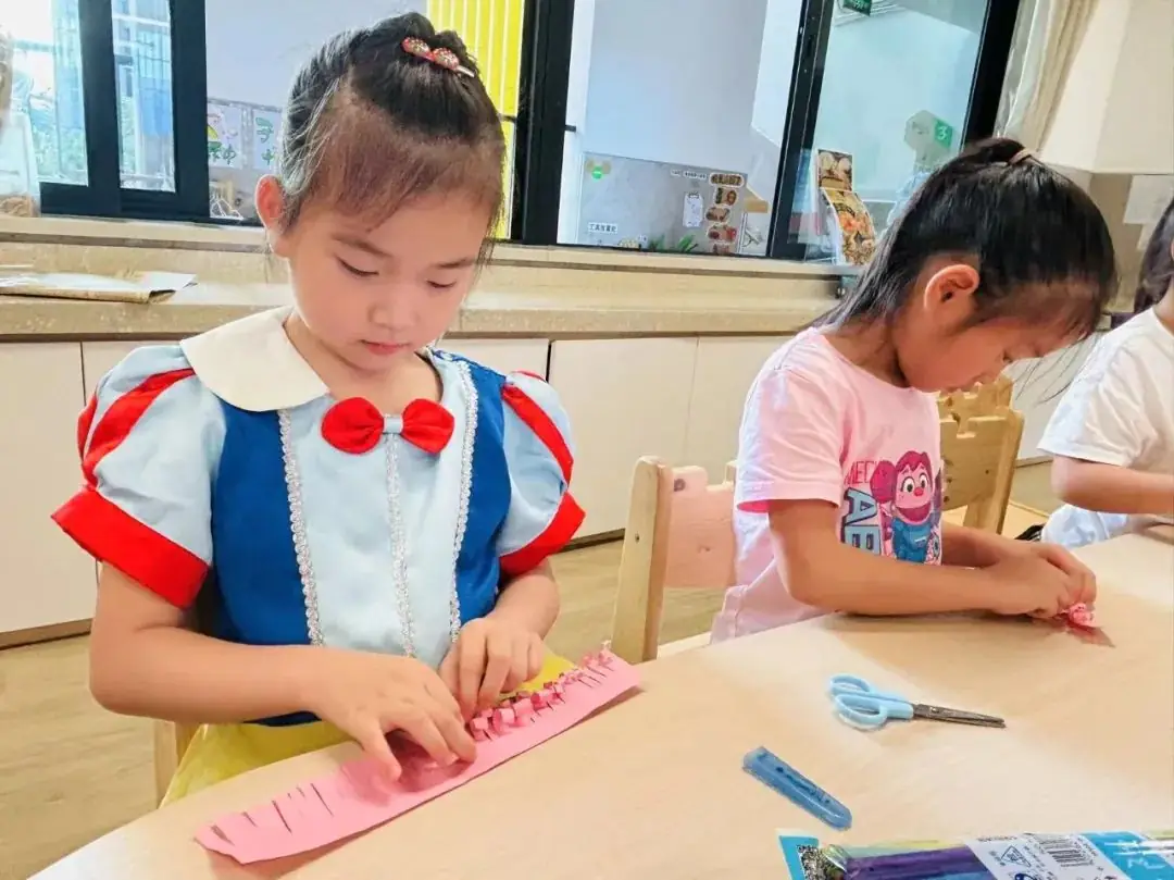 走进小学,幼见成长——宝澜雅苑幼儿园参观小学活动 第21张 走进小学,幼见成长——宝澜雅苑幼儿园参观小学活动 第21张