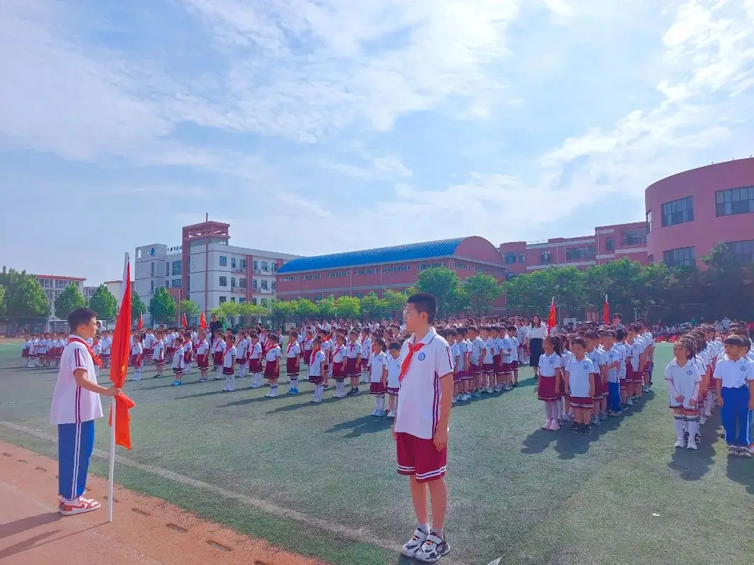 红领巾爱中国·争做新时代好队员——滨瑕小学举行主题队日暨2024年度一年级入队仪式 第4张 红领巾爱中国·争做新时代好队员——滨瑕小学举行主题队日暨2024年度一年级入队仪式 第4张