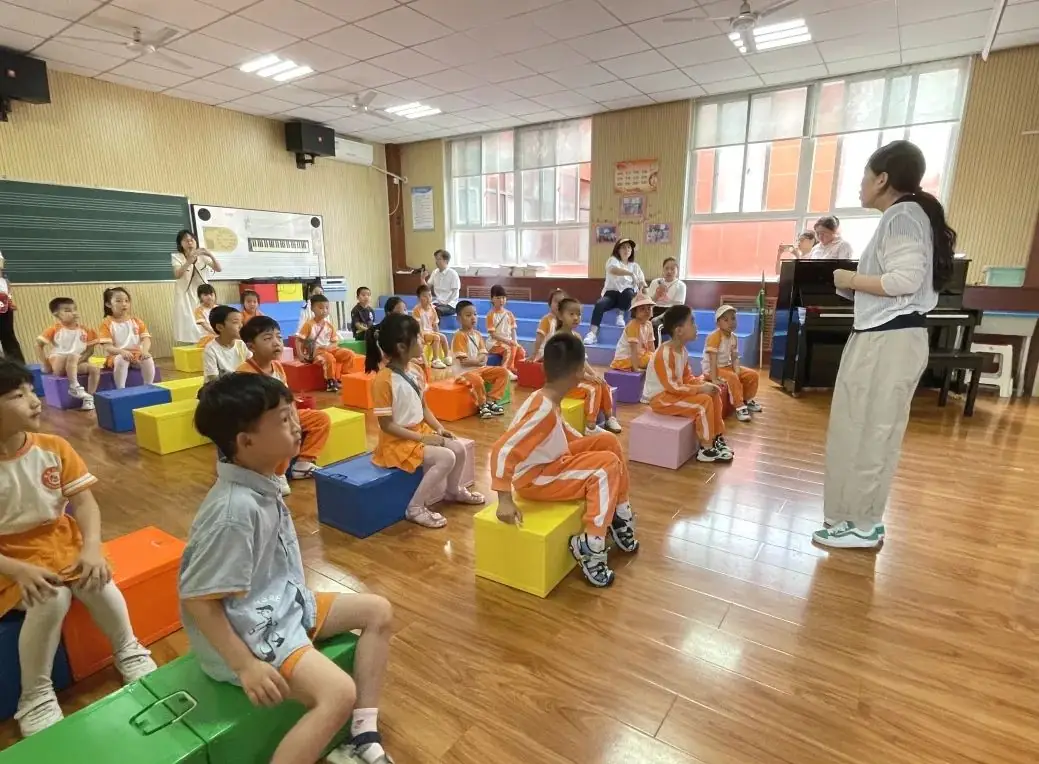 【未央学前.走进小学】走进小学 爱享成长—大班幼儿体验小学社会实践活动 第36张 【未央学前.走进小学】走进小学 爱享成长—大班幼儿体验小学社会实践活动 第36张