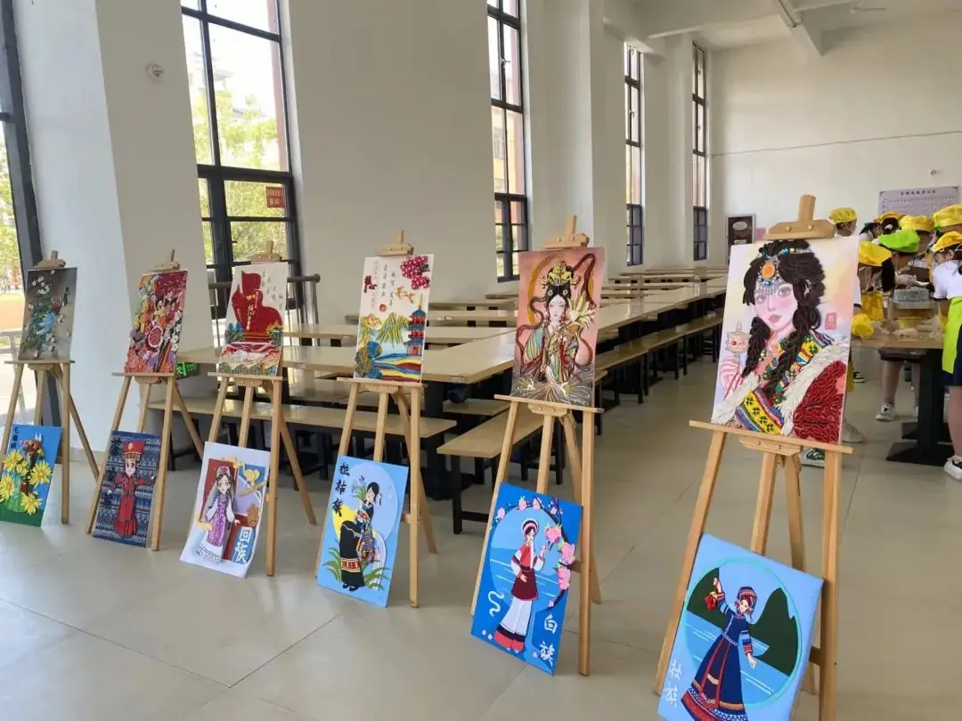 学前教育学院赴安义县板溪小学开展“大手拉小手 童心向未来”主题实践活动 第12张 学前教育学院赴安义县板溪小学开展“大手拉小手 童心向未来”主题实践活动 第12张
