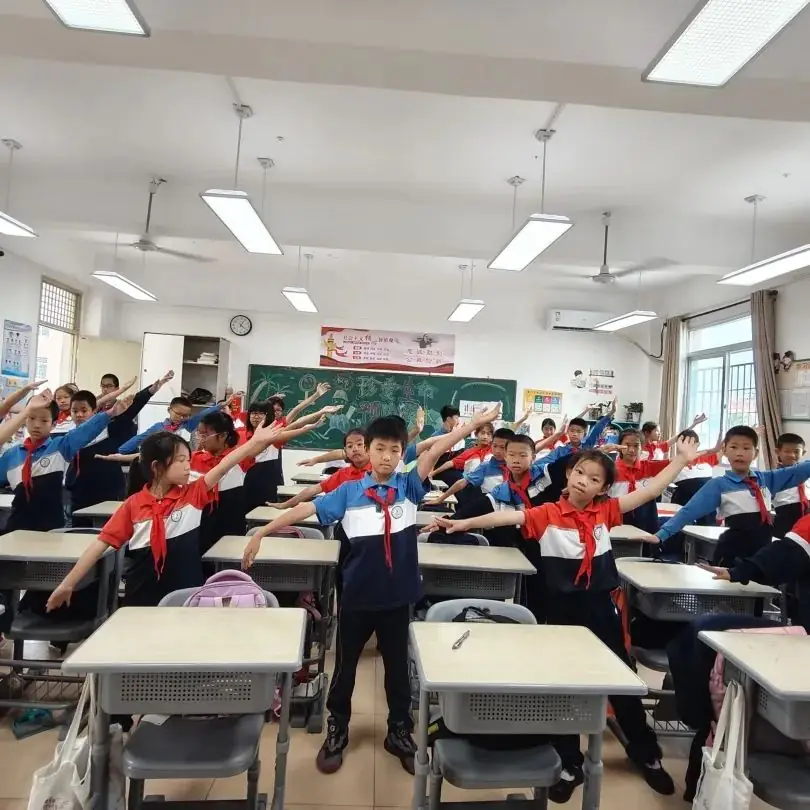 红歌润童心 童声颂党恩——集美区顶许小学2023-2024学年艺术节“班班有歌声”合唱比赛 第32张 红歌润童心 童声颂党恩——集美区顶许小学2023-2024学年艺术节“班班有歌声”合唱比赛 第32张