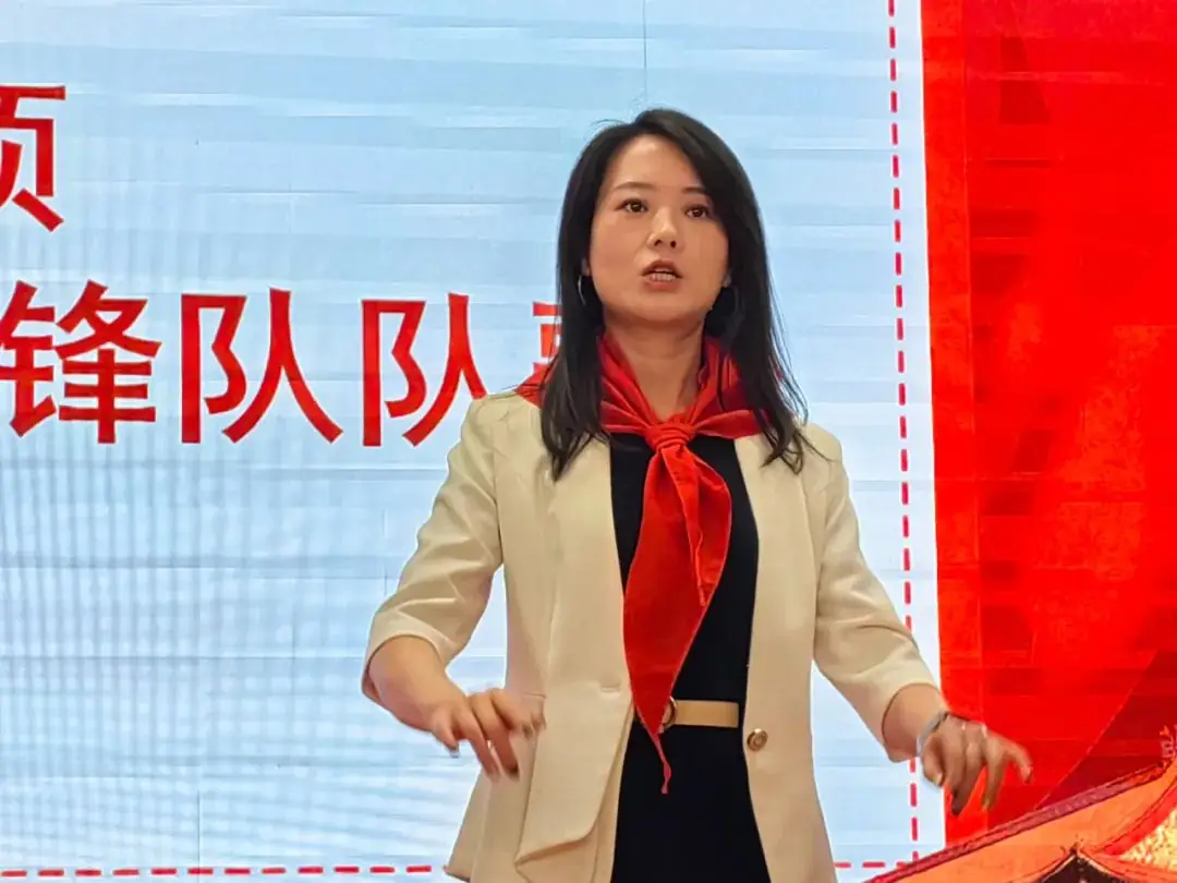 红领巾爱祖国——金谟小学少先队新队员入队仪式 第20张 红领巾爱祖国——金谟小学少先队新队员入队仪式 第20张