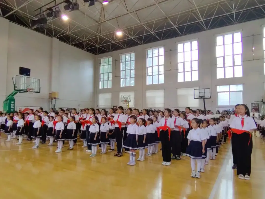 红领巾爱祖国——金谟小学少先队新队员入队仪式 第13张 红领巾爱祖国——金谟小学少先队新队员入队仪式 第13张