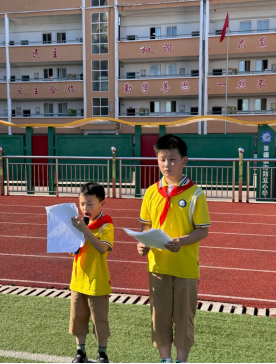 红领巾爱祖国——景德镇市第五小学少先队新队员入队仪式 第10张 红领巾爱祖国——景德镇市第五小学少先队新队员入队仪式 第10张
