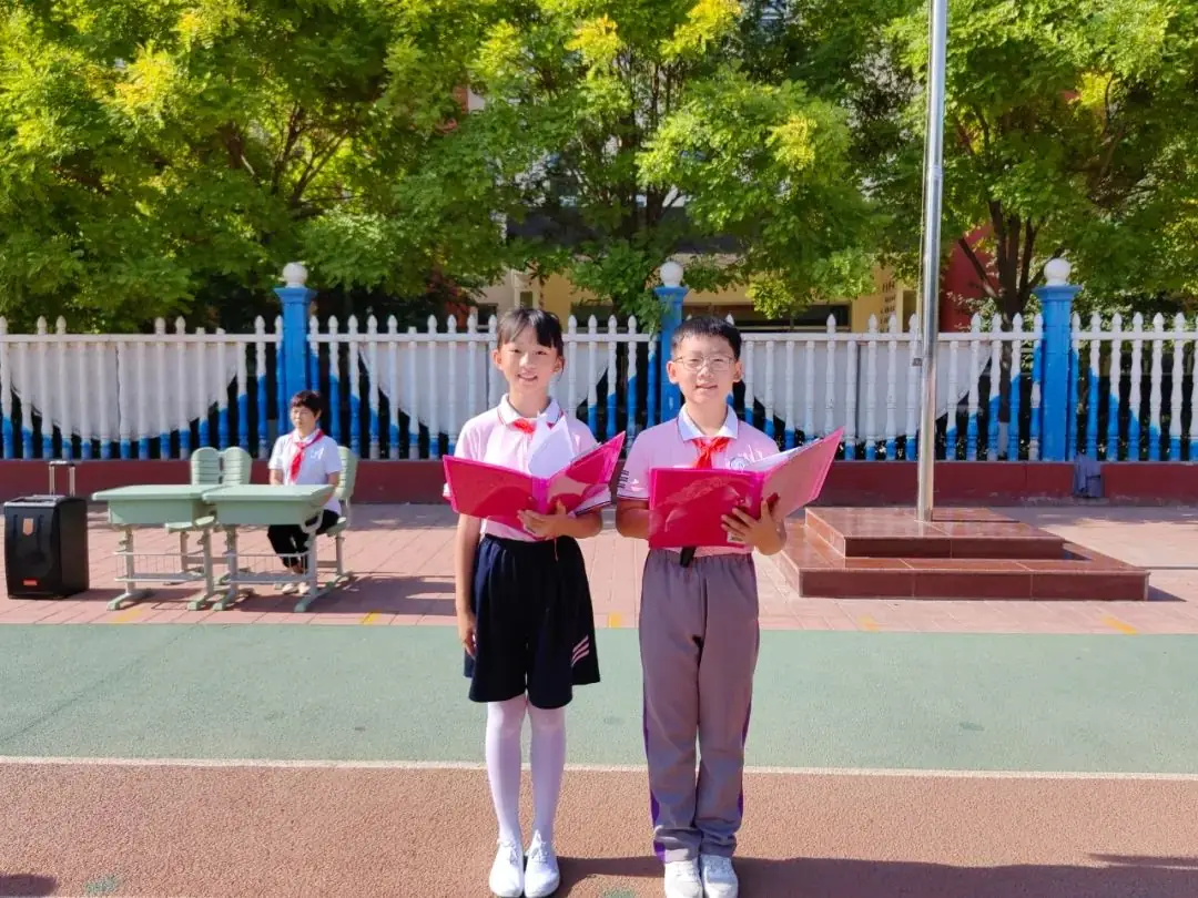 红领巾爱祖国——白塔小学一年级新队员分批入队仪式 第17张 红领巾爱祖国——白塔小学一年级新队员分批入队仪式 第17张