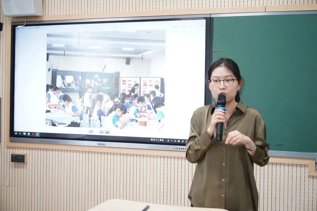 所前二小丨以线造型,以情入画——萧山区小学美术“向上生长”写生教学专题研训活动 第12张 所前二小丨以线造型,以情入画——萧山区小学美术“向上生长”写生教学专题研训活动 第12张