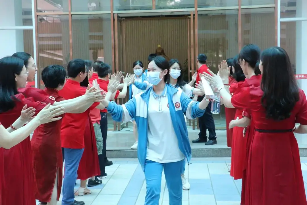招生简章|亲爱的中考学子,我叫东莞市第一中学,爱我你就“报报”我~ 第71张 招生简章|亲爱的中考学子,我叫东莞市第一中学,爱我你就“报报”我~ 第71张