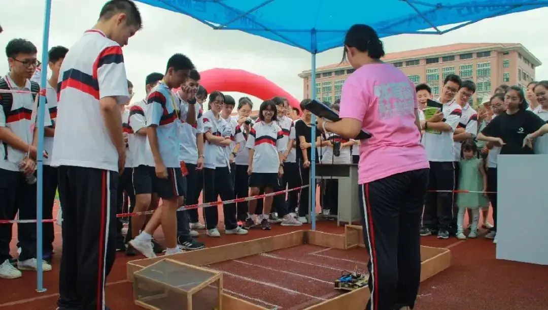珠海一中指南:高考成绩、中考分数线、自主招生、生源结构、学校简介 第14张