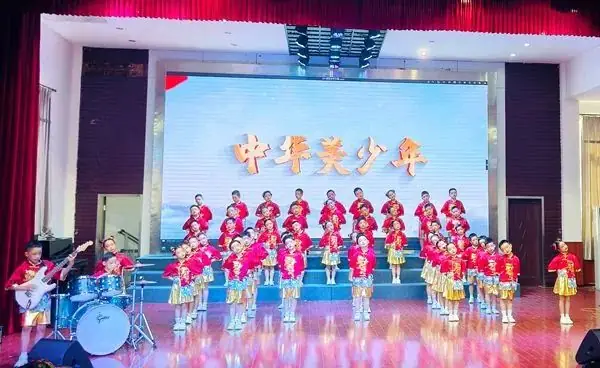 传承·感恩·成长——高琦小学开展第24届校园艺术节二年级专场活动 第6张 传承·感恩·成长——高琦小学开展第24届校园艺术节二年级专场活动 第6张