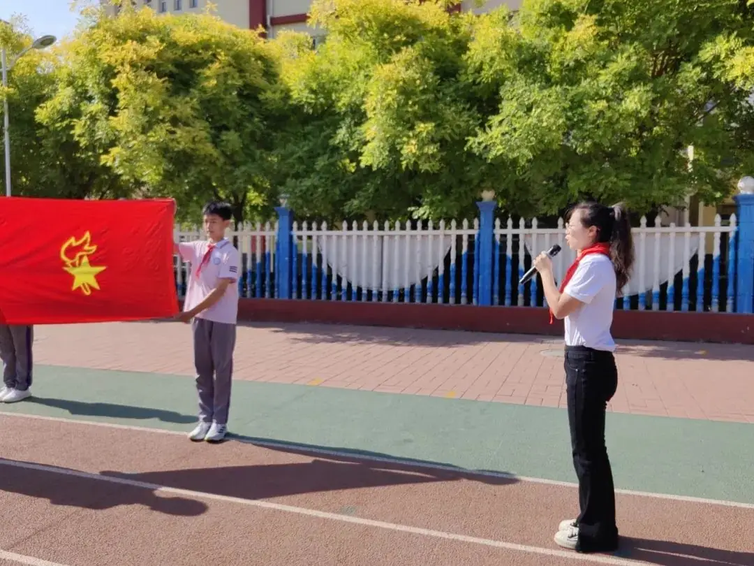 红领巾爱祖国——白塔小学一年级新队员分批入队仪式 第57张 红领巾爱祖国——白塔小学一年级新队员分批入队仪式 第57张