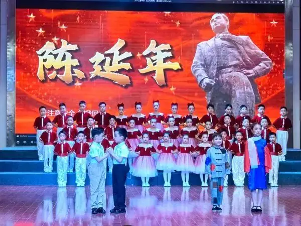 传承·感恩·成长——高琦小学开展第24届校园艺术节二年级专场活动 第5张 传承·感恩·成长——高琦小学开展第24届校园艺术节二年级专场活动 第5张
