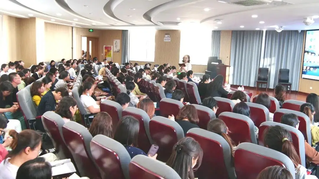 【人文鲸园·全环境育人】环翠区小学全学科单元集备观摩暨展评活动在威海市鲸园小学举行 第33张 【人文鲸园·全环境育人】环翠区小学全学科单元集备观摩暨展评活动在威海市鲸园小学举行 第33张