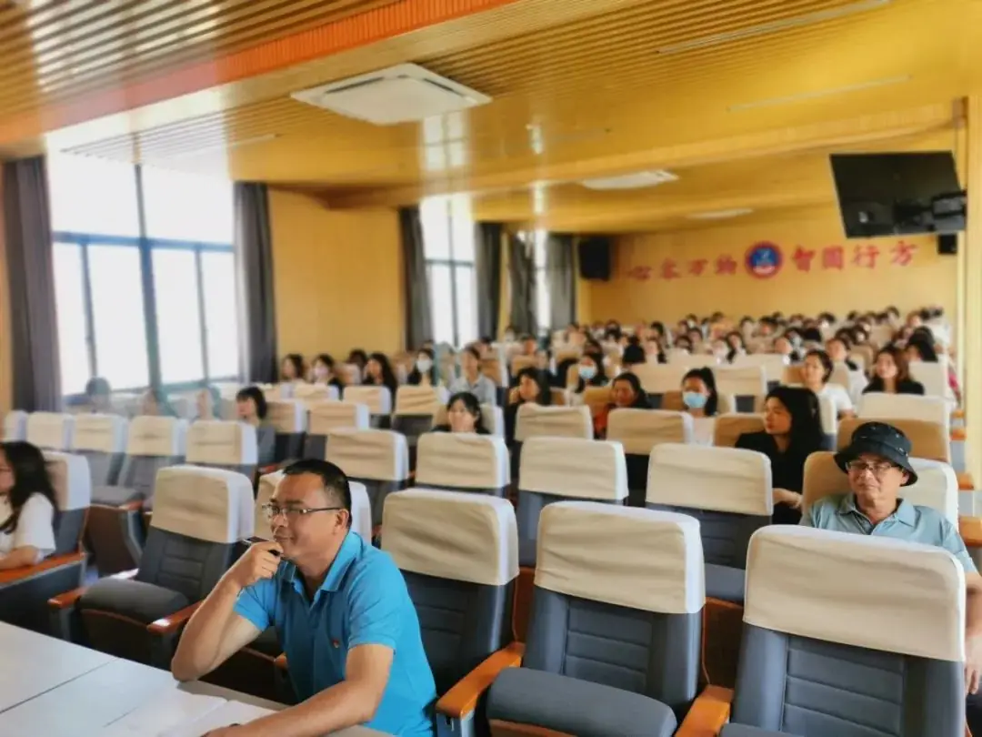 心理辅导,呵护心灵——忠门中心小学开展心理健康宣传教育月主题活动 第15张 心理辅导,呵护心灵——忠门中心小学开展心理健康宣传教育月主题活动 第15张