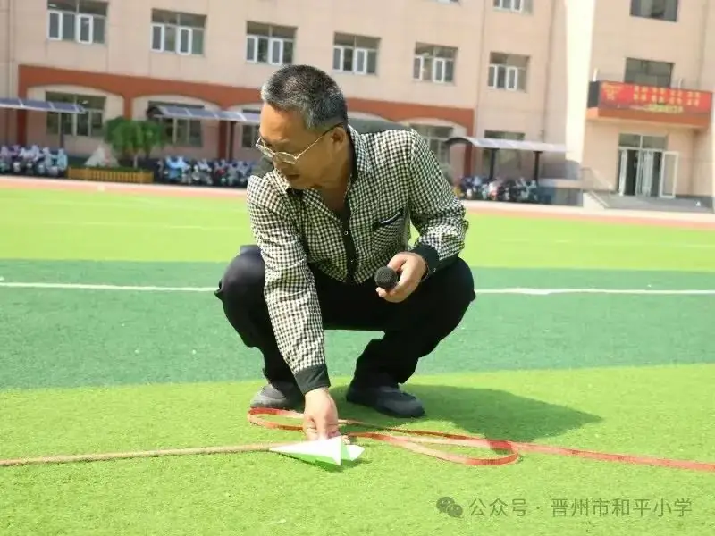 放飞梦想 快乐成长——和平小学学科融合实践活动之纸飞机大赛 第25张