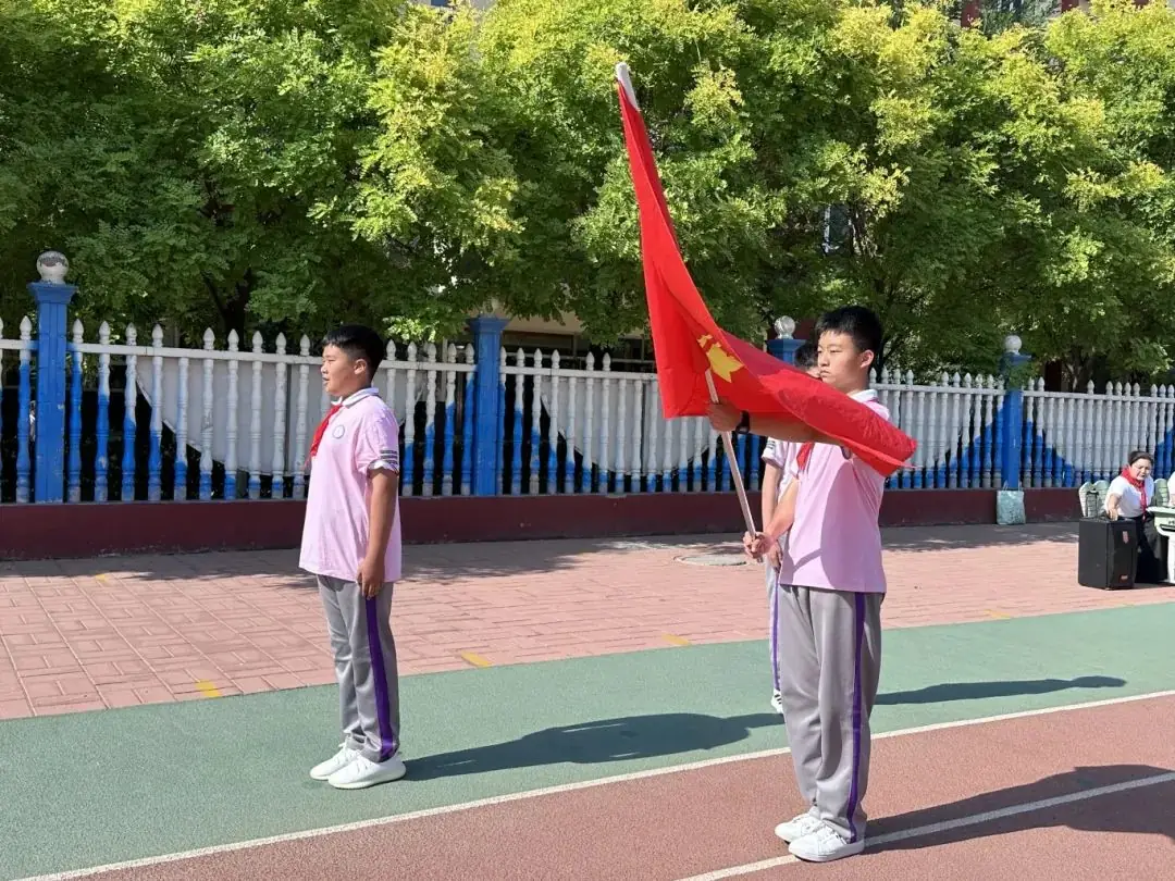 红领巾爱祖国——白塔小学一年级新队员分批入队仪式 第66张 红领巾爱祖国——白塔小学一年级新队员分批入队仪式 第66张