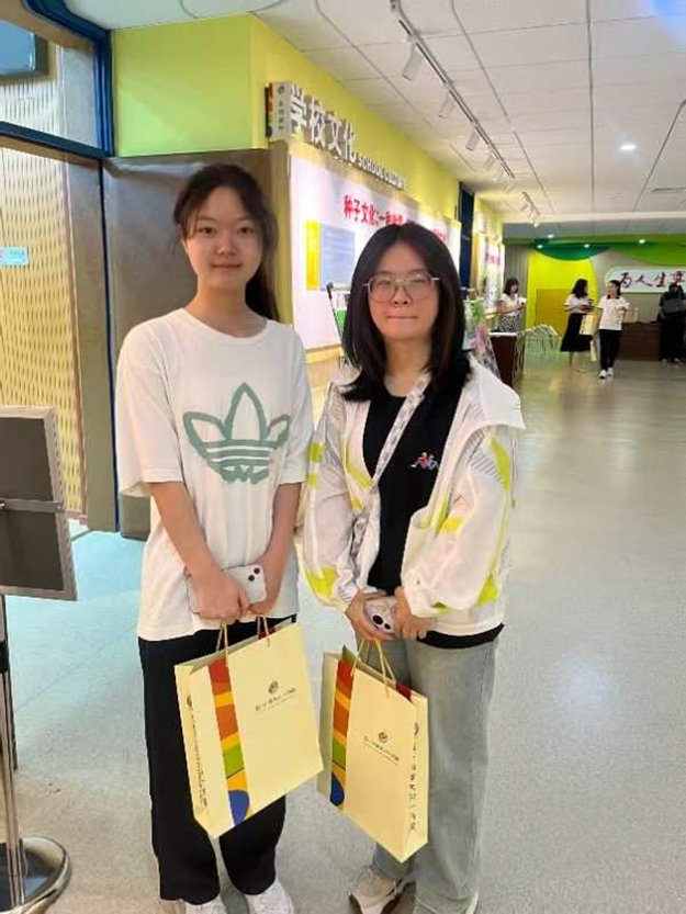 小学教育 | 我校师生走进五一小学“五彩·幸福”课堂 第8张 小学教育 | 我校师生走进五一小学“五彩·幸福”课堂 第8张