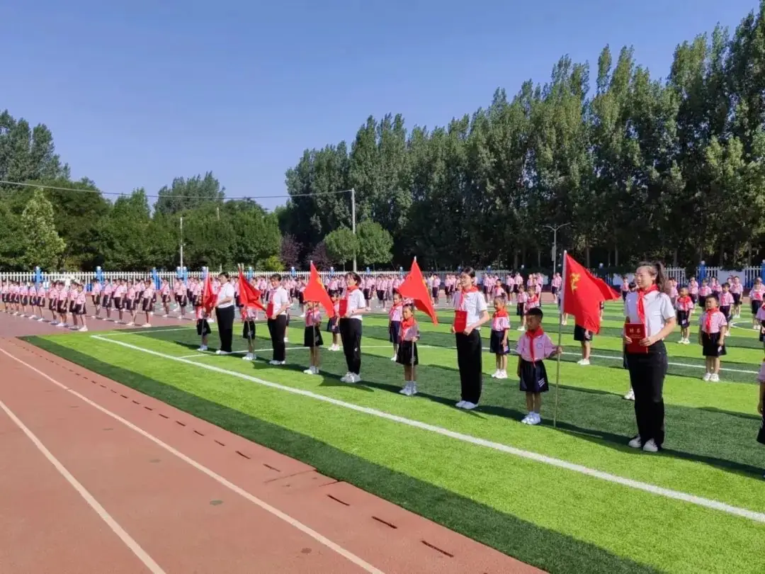 红领巾爱祖国——白塔小学一年级新队员分批入队仪式 第50张 红领巾爱祖国——白塔小学一年级新队员分批入队仪式 第50张
