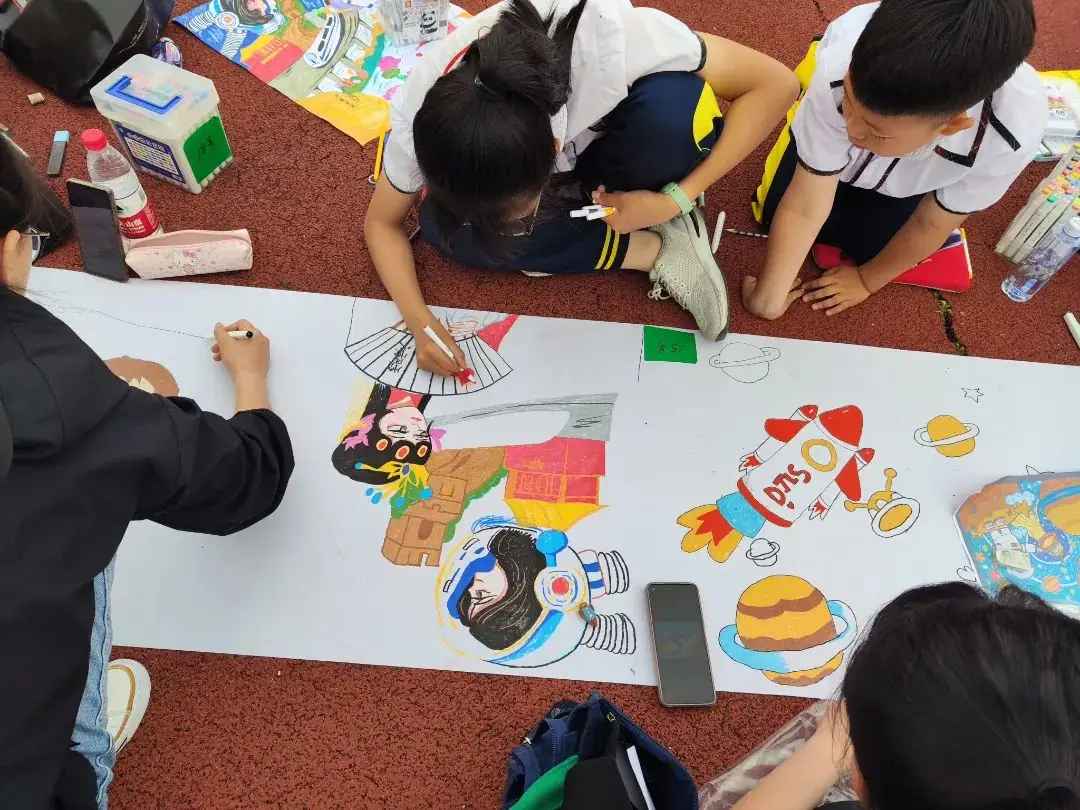 三十里堡小学(一小校区)“童心筑梦 共绘未来”主题大队会暨庆六一百米共绘活动 第68张 三十里堡小学(一小校区)“童心筑梦 共绘未来”主题大队会暨庆六一百米共绘活动 第68张