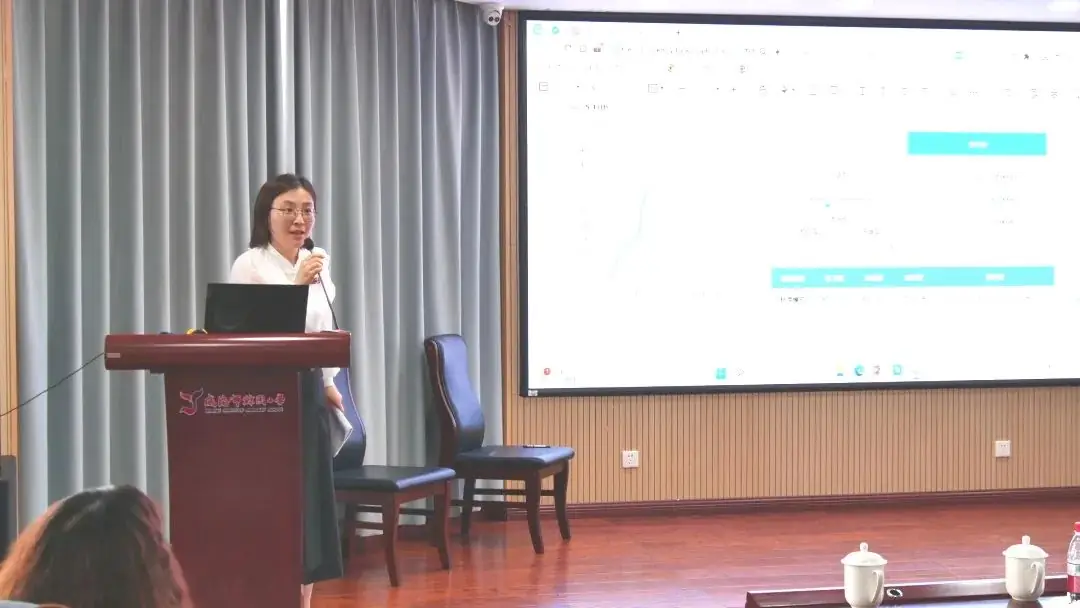 【人文鲸园·全环境育人】环翠区小学全学科单元集备观摩暨展评活动在威海市鲸园小学举行 第28张 【人文鲸园·全环境育人】环翠区小学全学科单元集备观摩暨展评活动在威海市鲸园小学举行 第28张