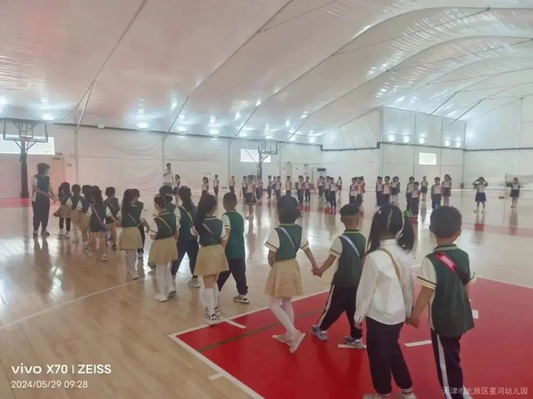 你好,小学!---星河幼儿园大班参观小学初体验! 第8张 你好,小学!---星河幼儿园大班参观小学初体验! 第8张
