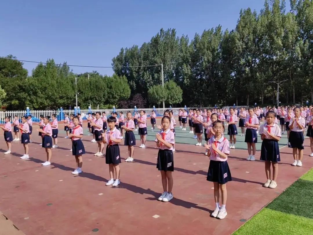 红领巾爱祖国——白塔小学一年级新队员分批入队仪式 第56张 红领巾爱祖国——白塔小学一年级新队员分批入队仪式 第56张