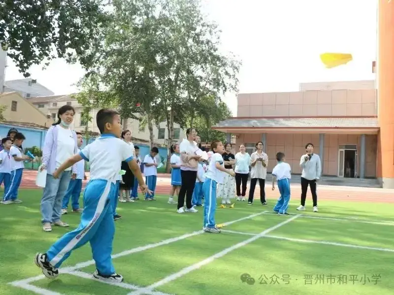 放飞梦想 快乐成长——和平小学学科融合实践活动之纸飞机大赛 第23张