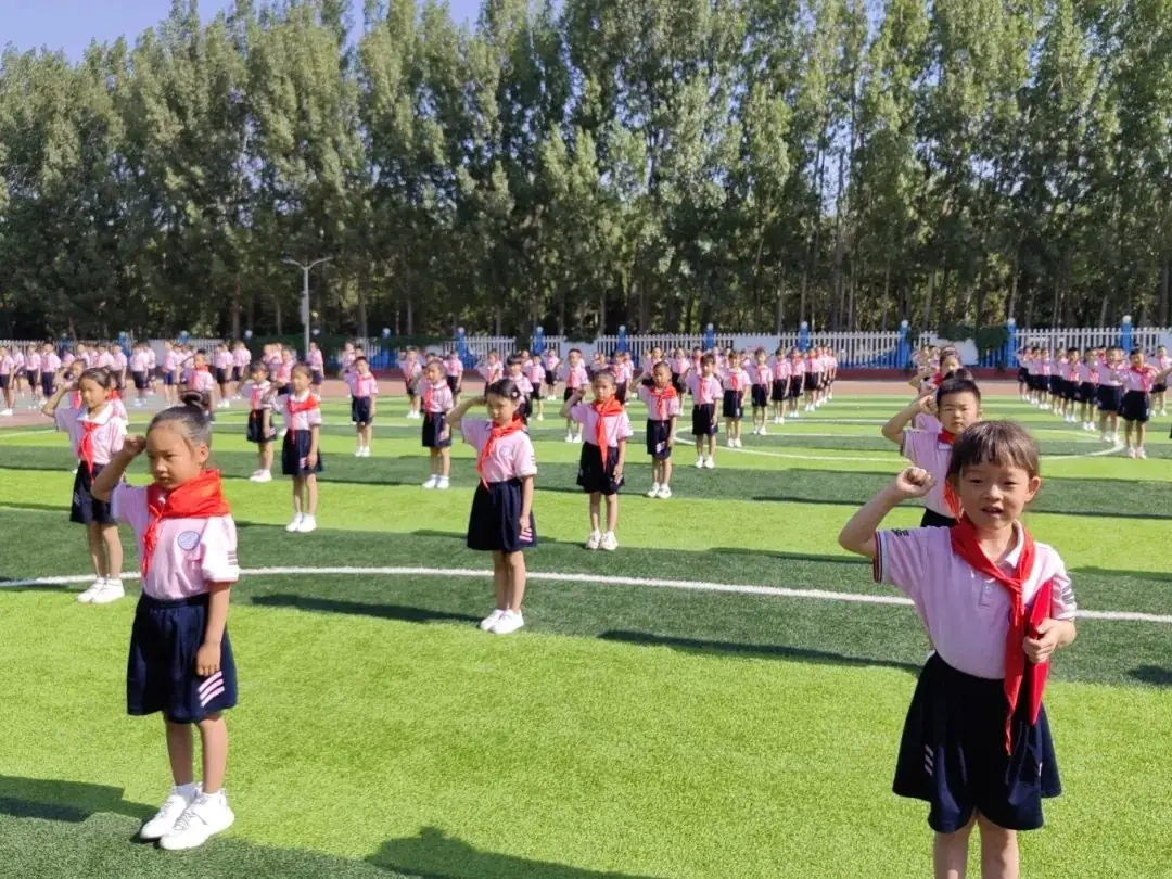 红领巾爱祖国——白塔小学一年级新队员分批入队仪式 第63张 红领巾爱祖国——白塔小学一年级新队员分批入队仪式 第63张