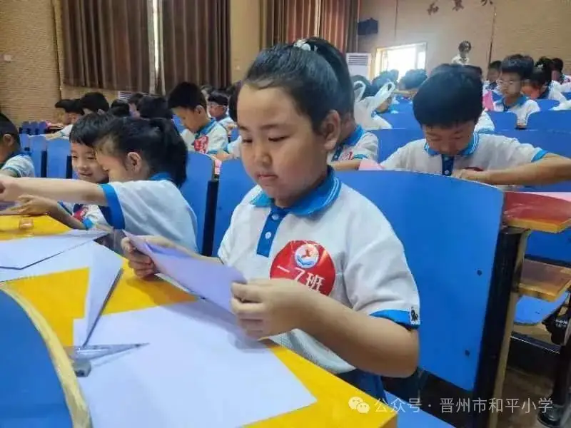 放飞梦想 快乐成长——和平小学学科融合实践活动之纸飞机大赛 第9张