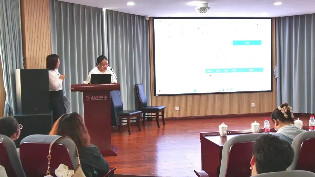 【人文鲸园·全环境育人】环翠区小学全学科单元集备观摩暨展评活动在威海市鲸园小学举行 第32张 【人文鲸园·全环境育人】环翠区小学全学科单元集备观摩暨展评活动在威海市鲸园小学举行 第32张