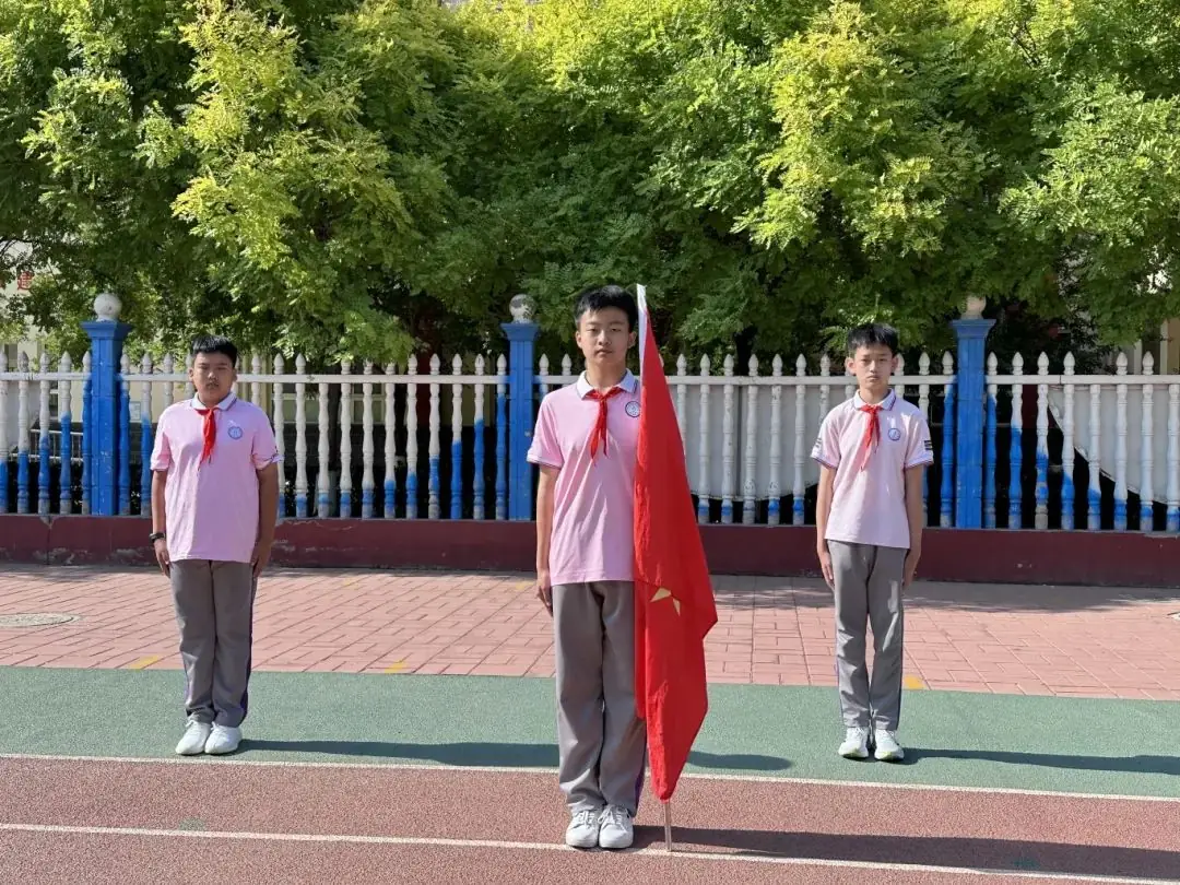 红领巾爱祖国——白塔小学一年级新队员分批入队仪式 第22张 红领巾爱祖国——白塔小学一年级新队员分批入队仪式 第22张