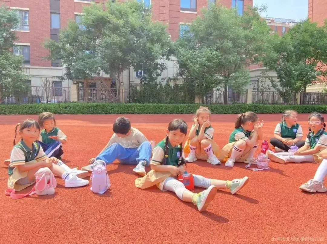 你好,小学!---星河幼儿园大班参观小学初体验! 第36张 你好,小学!---星河幼儿园大班参观小学初体验! 第36张