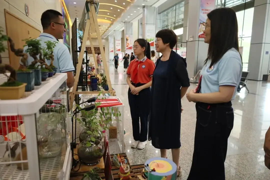 景贤小学教育集团:同育“向阳花”,共摘“幸福果” 第23张 景贤小学教育集团:同育“向阳花”,共摘“幸福果” 第23张