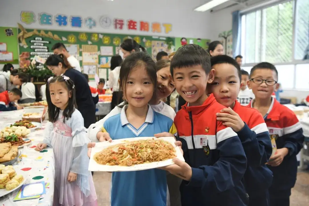 泰”美味啦!|育才小学“庆六一”食博会活动 第31张 泰”美味啦!|育才小学“庆六一”食博会活动 第31张